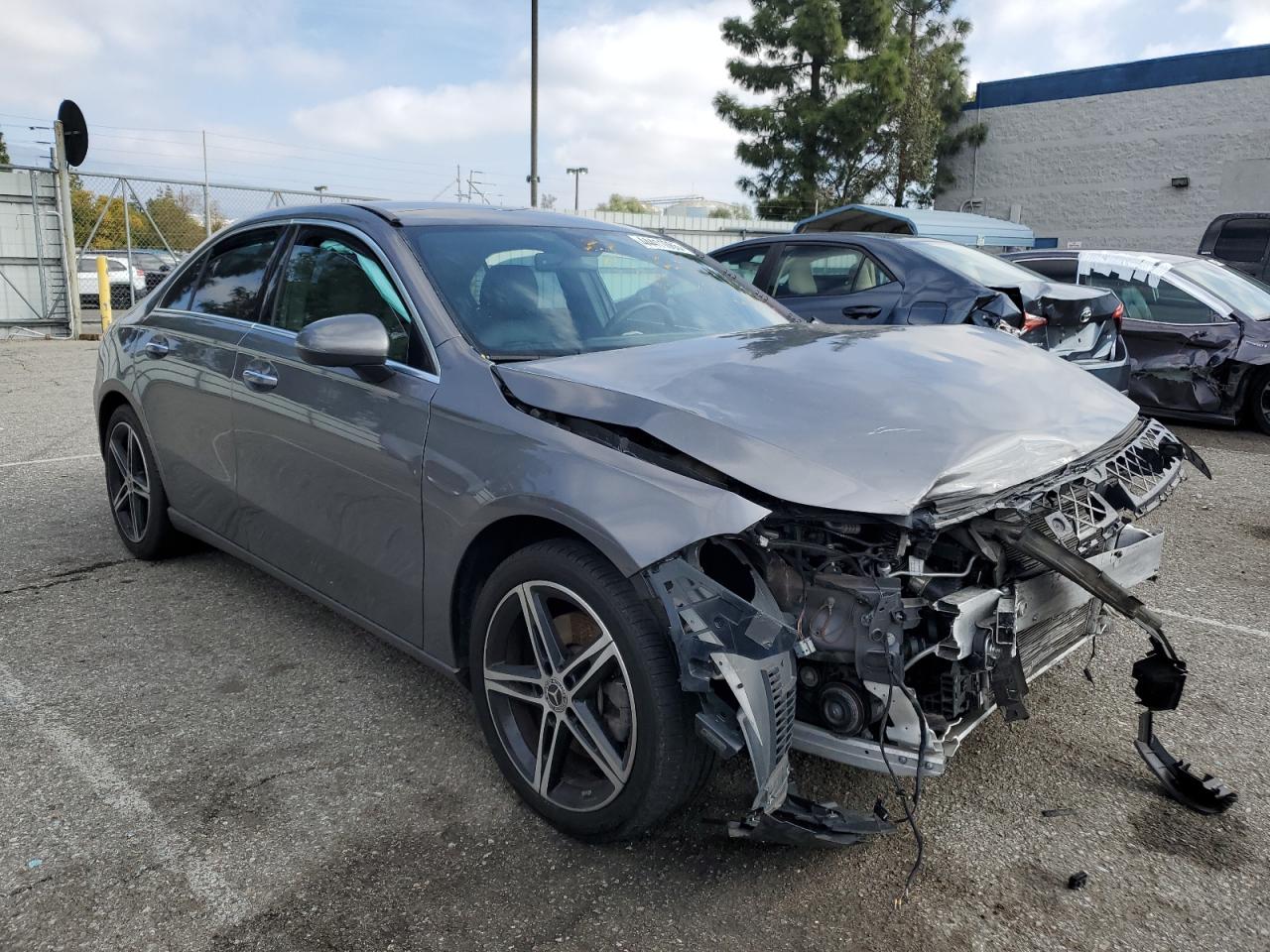 2019 Mercedes-Benz A-klasse - Image 4