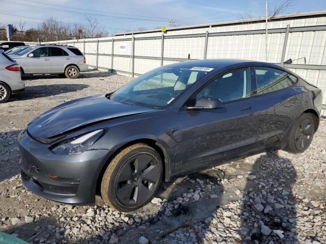  TESLA MODEL 3 2022 Серый