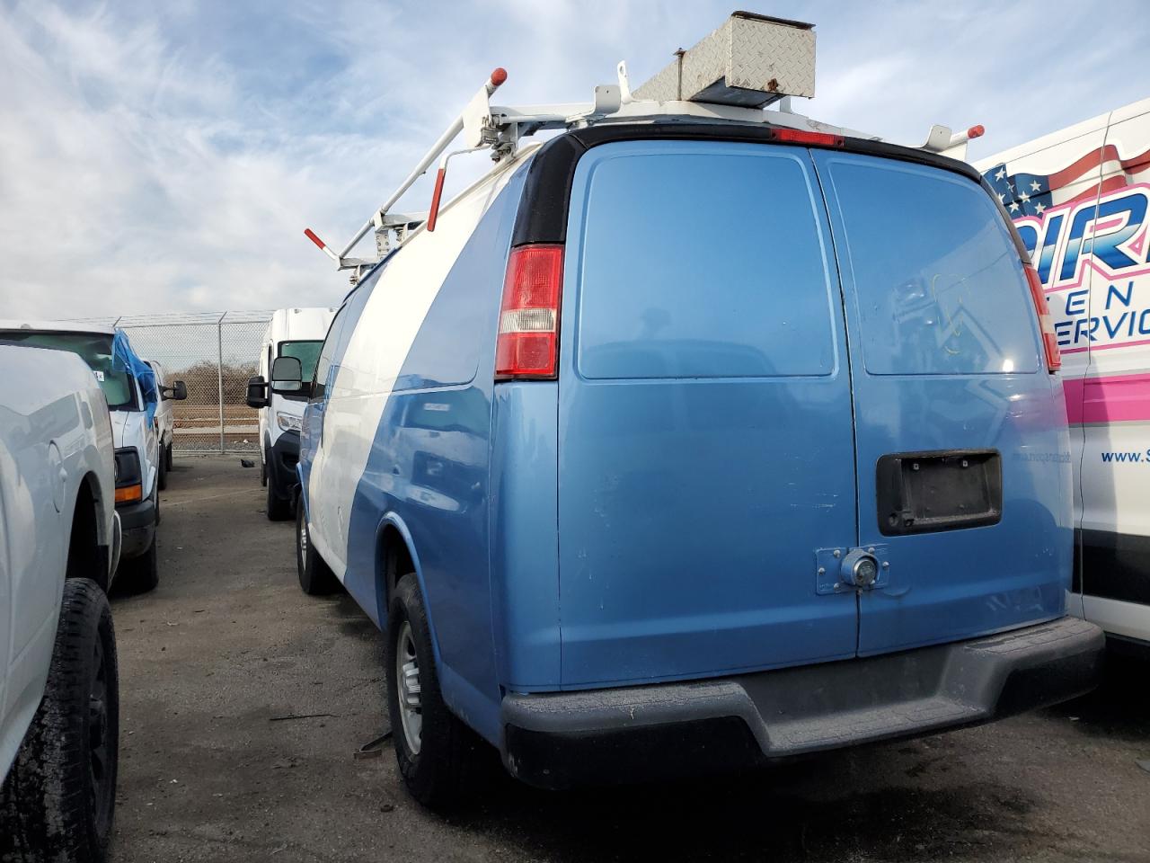 2015 Chevrolet Express - Image 6