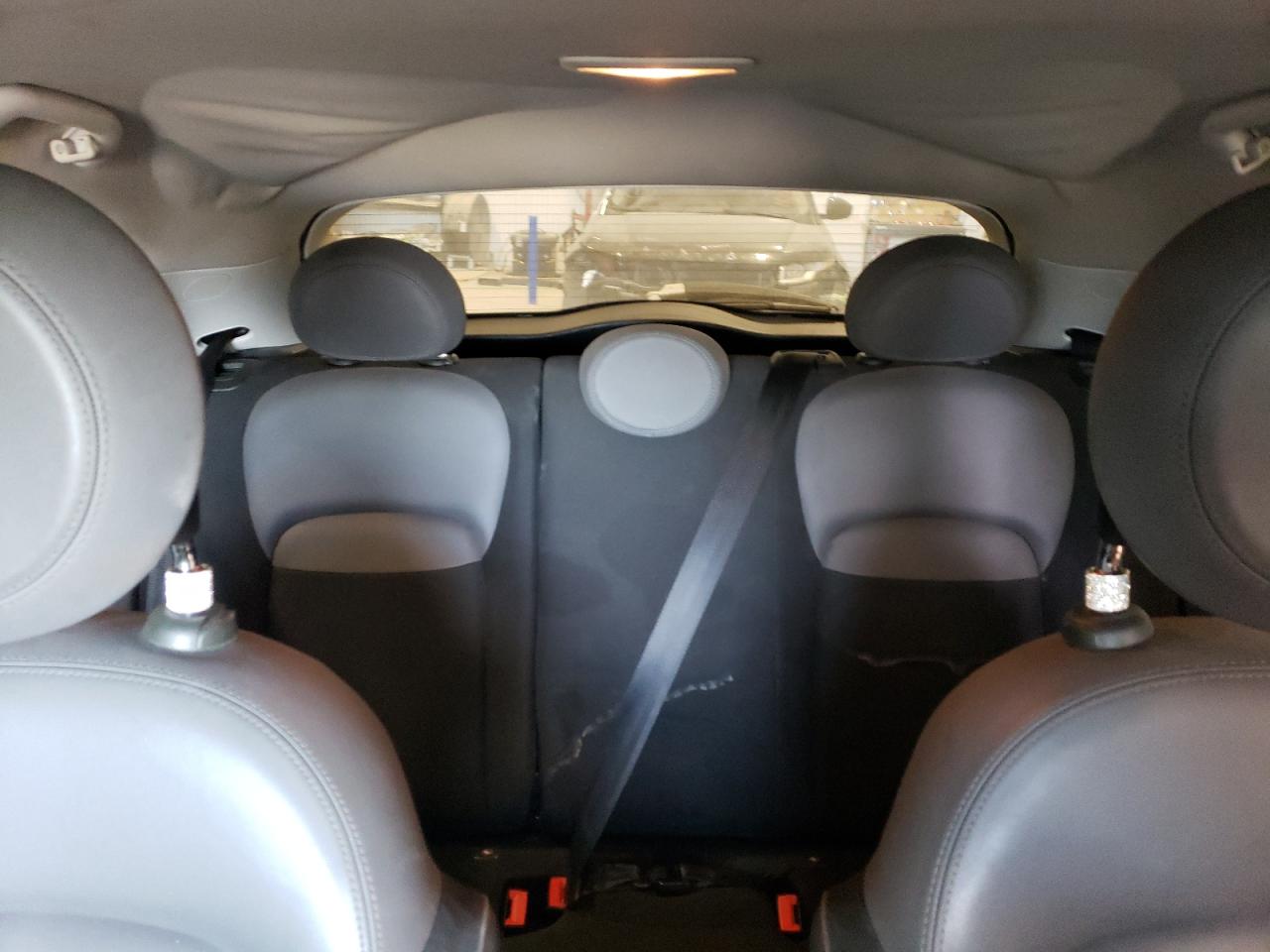 2016 Fiat 500 - Image 10