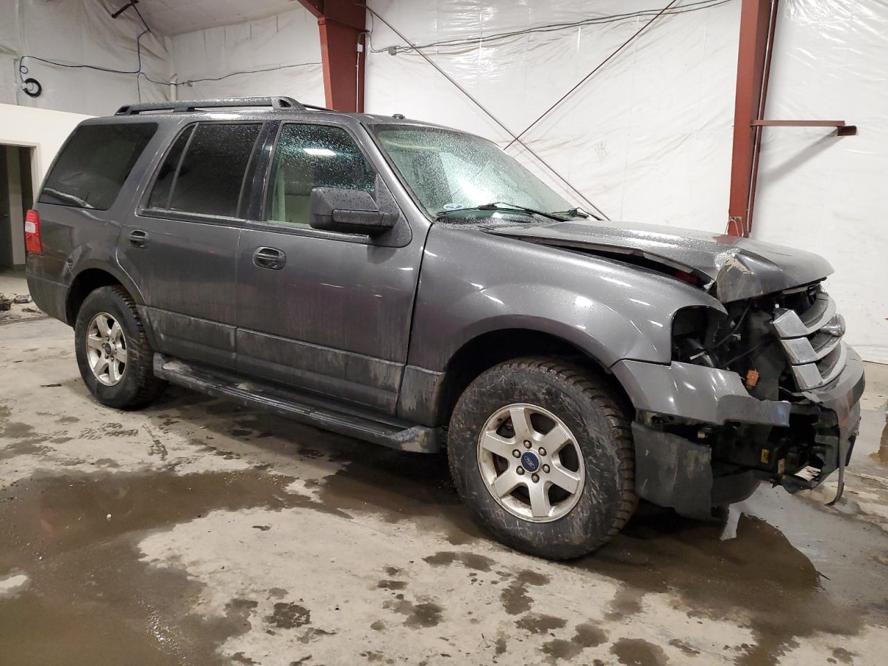 2015 Ford Expedition - Image 4