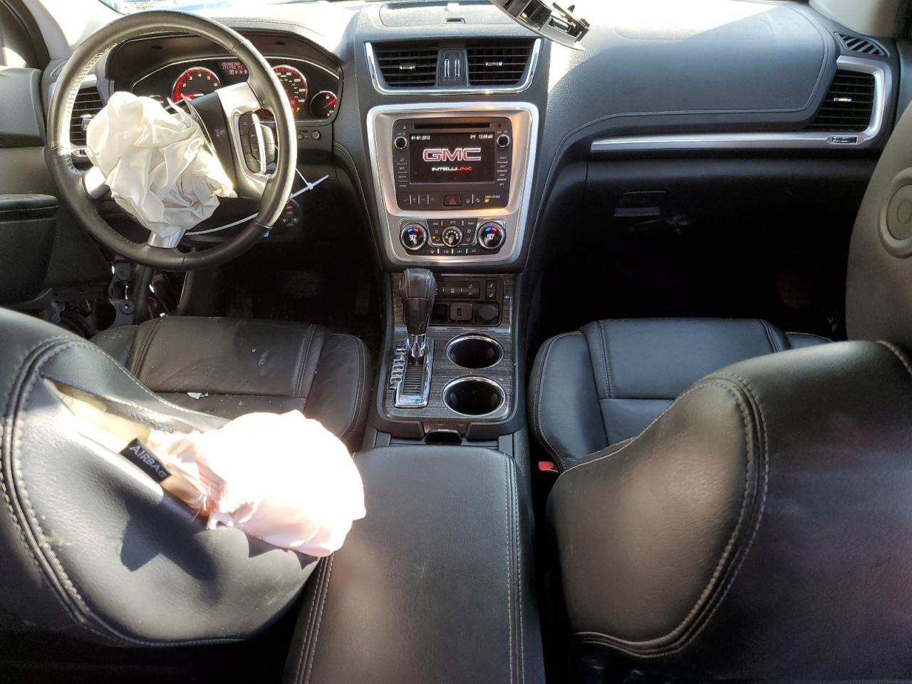 2017 GMC Acadia - Image 8