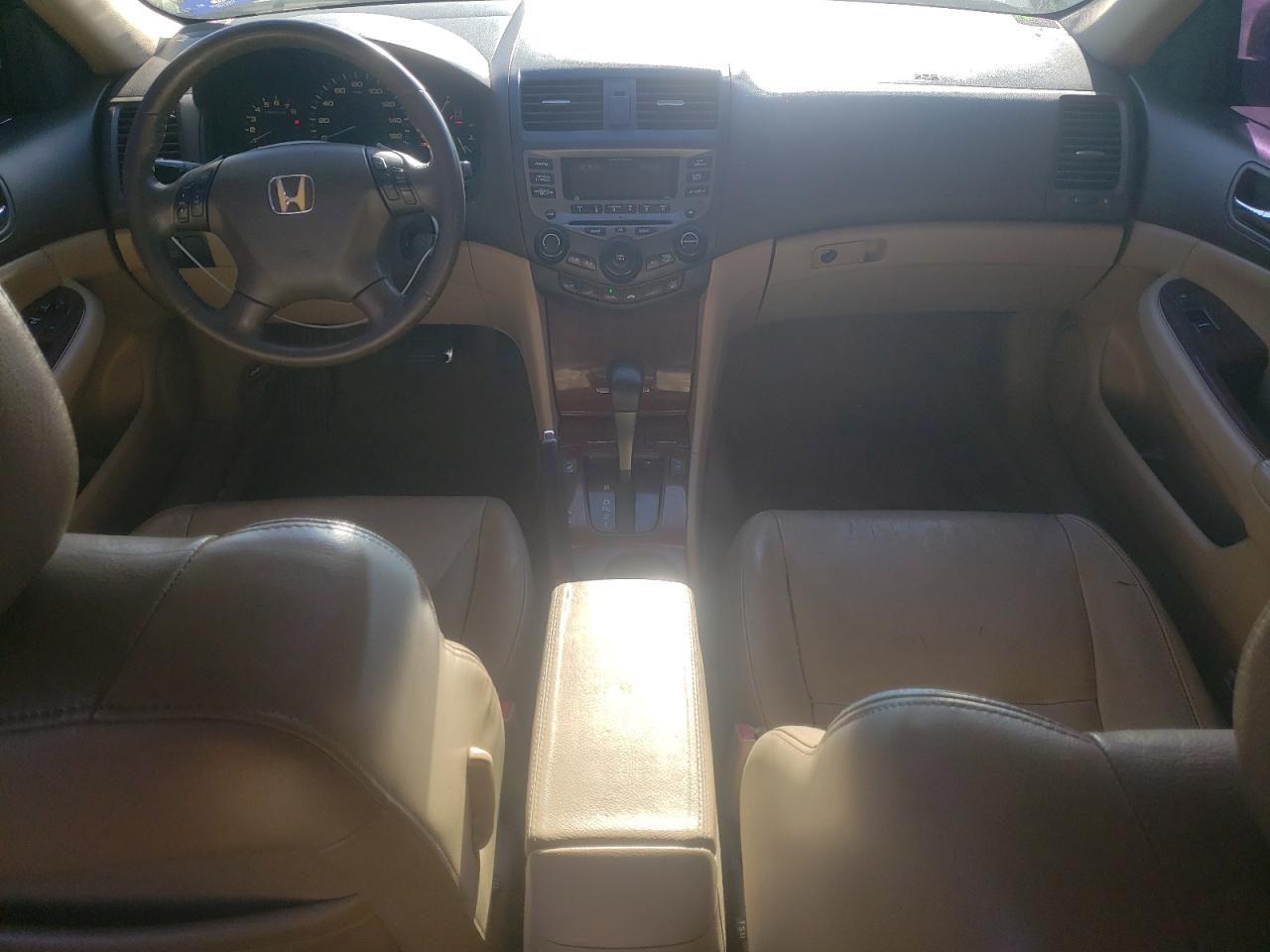 2007 Honda Accord - Image 8