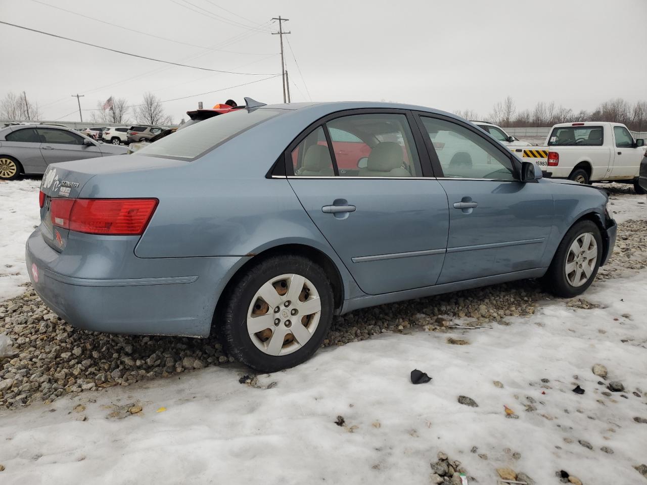 2009 Hyundai Sonata - Image 3
