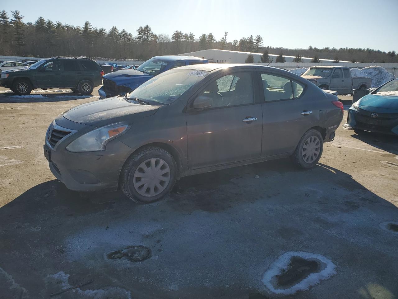 2015 Nissan Versa - Image 1