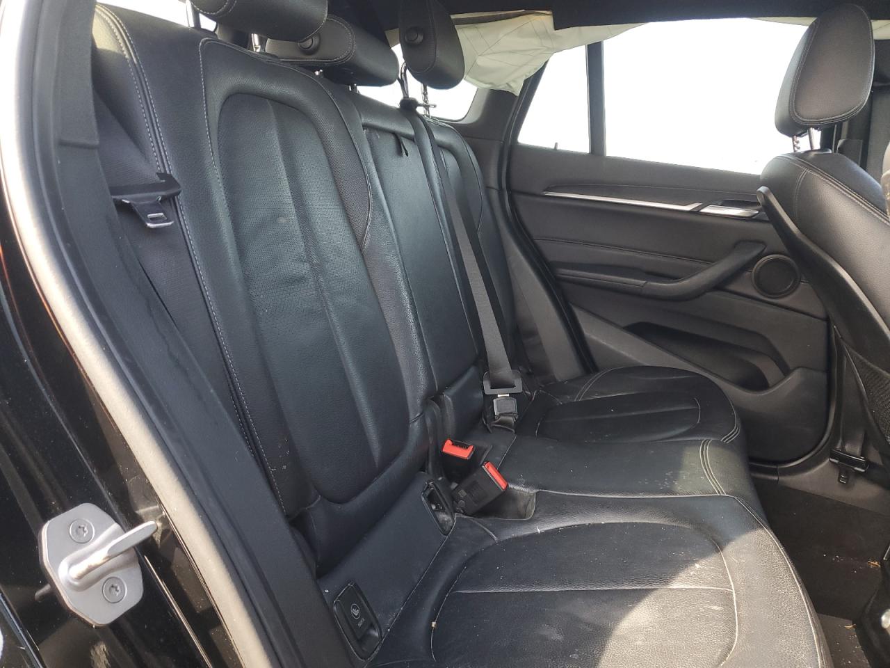 2016 BMW X1 - Image 12