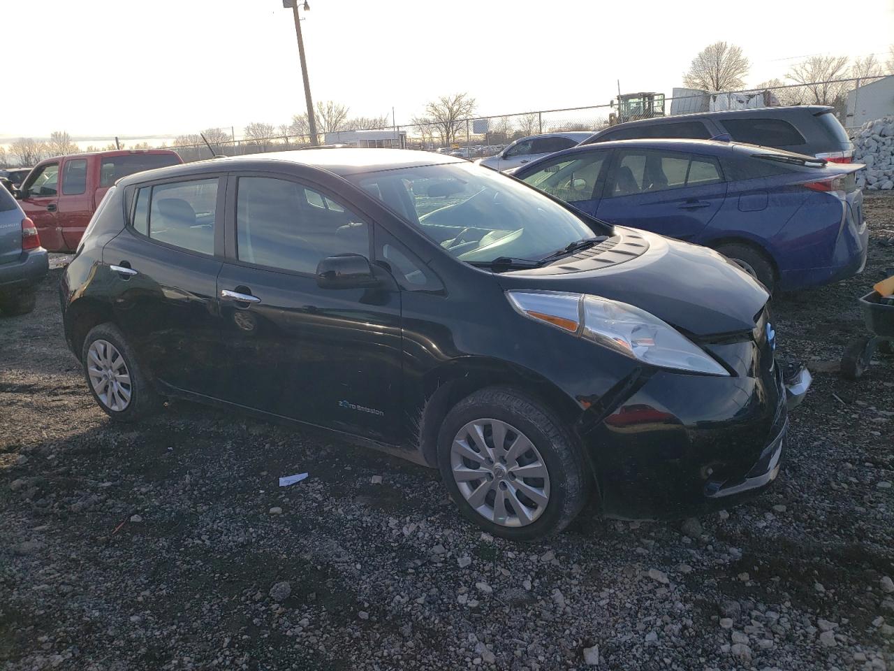 2015 Nissan Leaf - Image 4