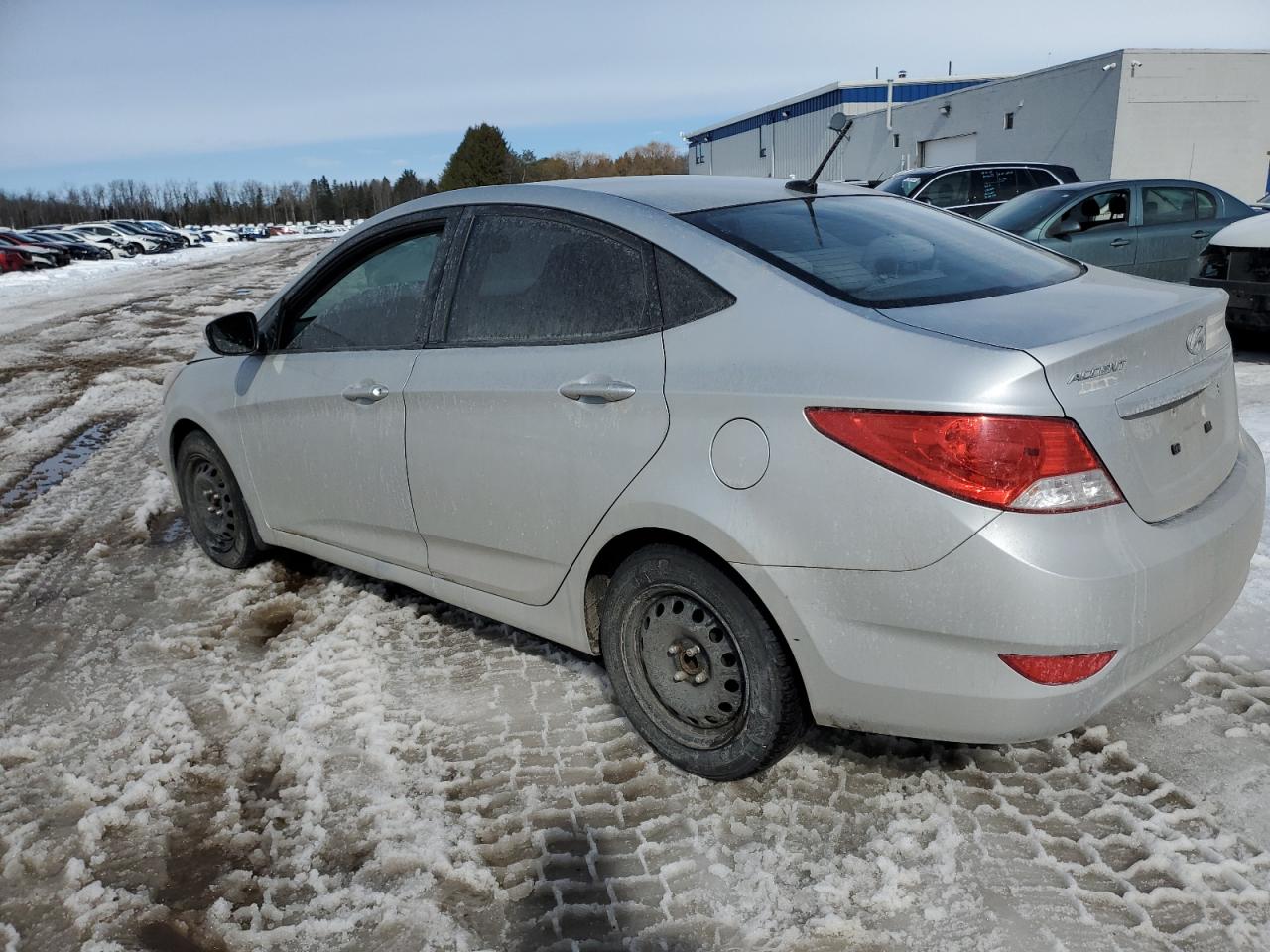 2013 Hyundai Accent - Image 2