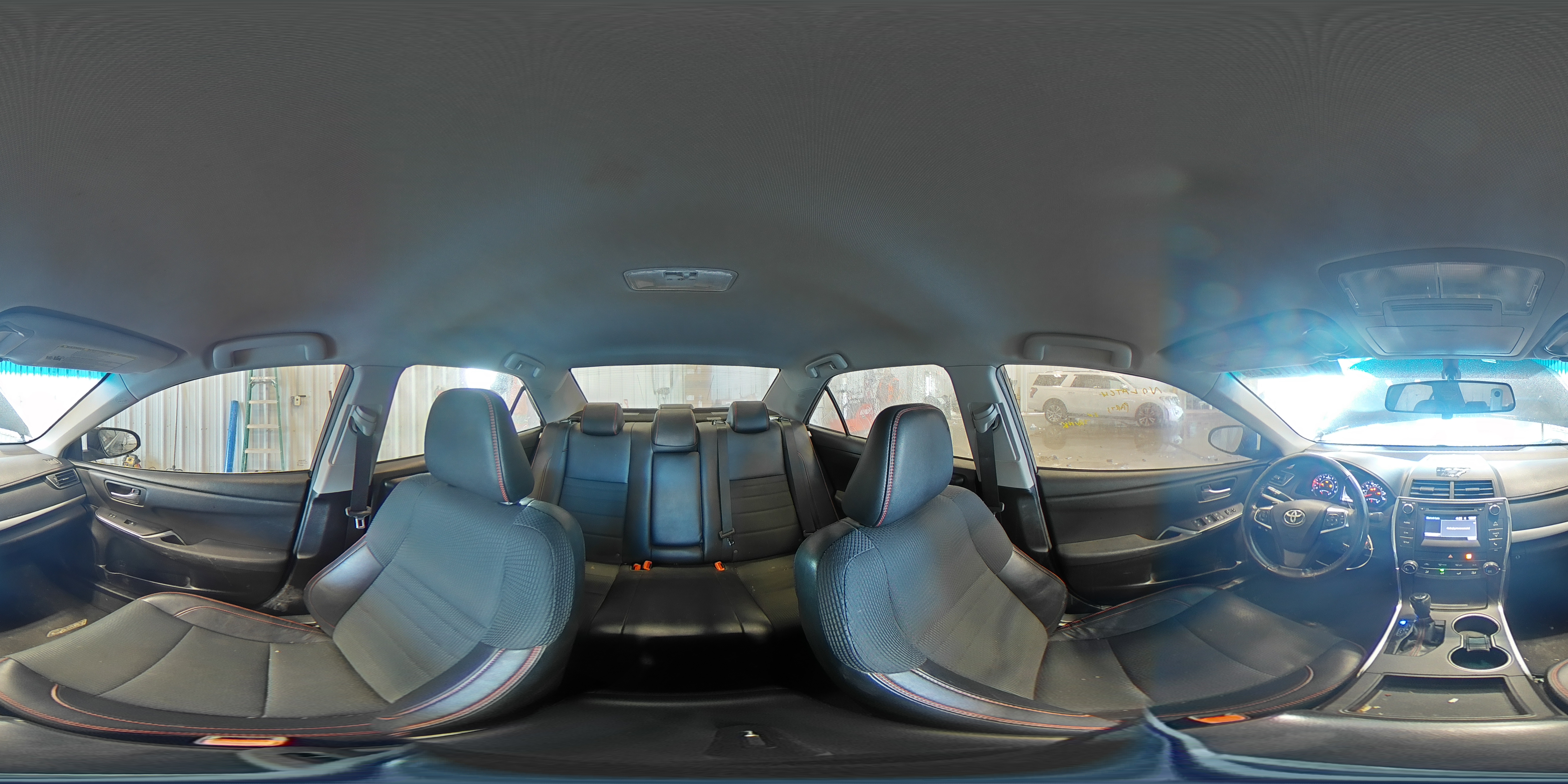 2016 Toyota Camry - Image 14