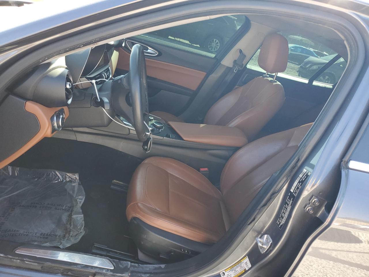 2018 Alfa Romeo Giulia - Image 7