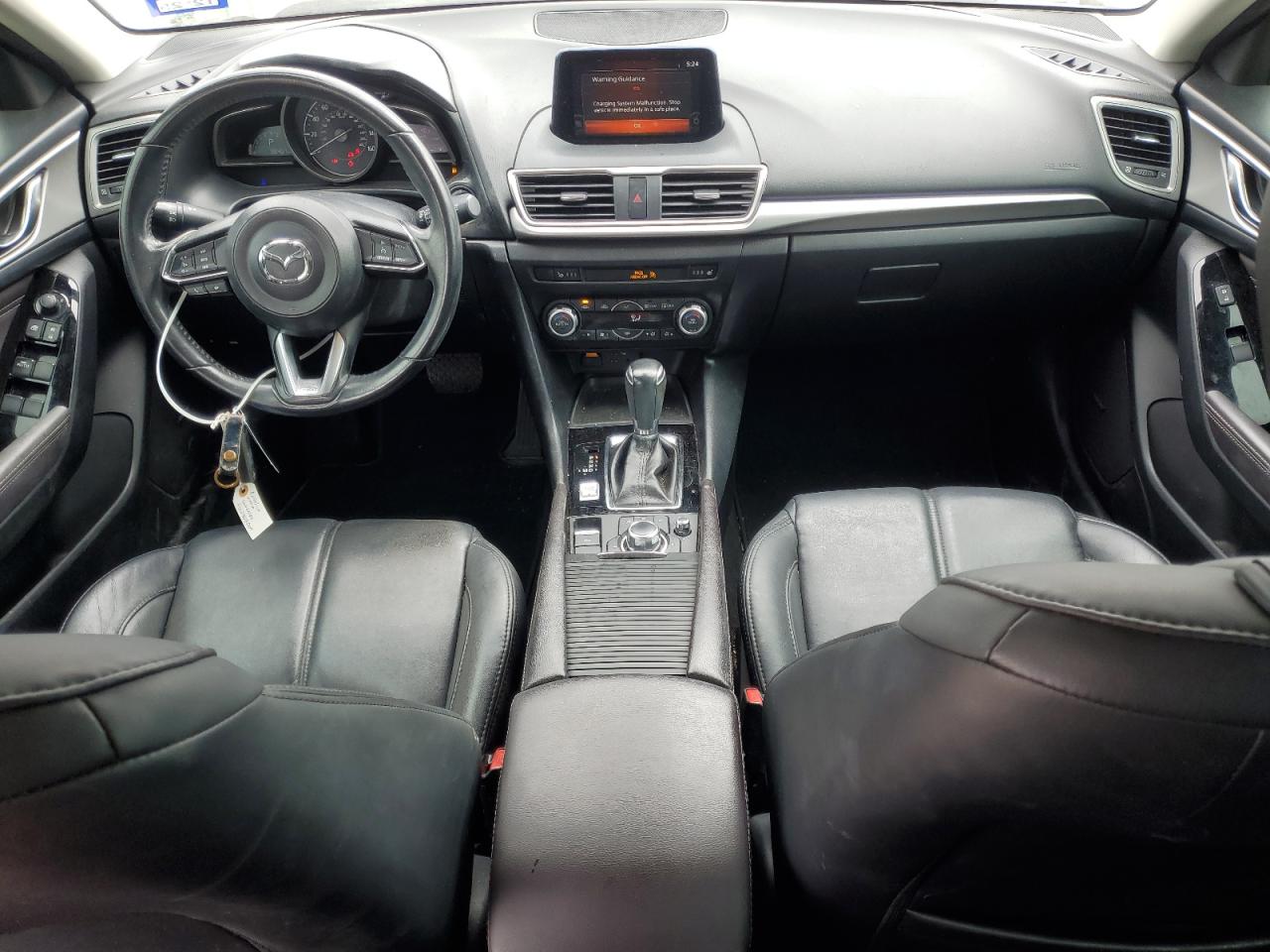 2018 Mazda 3 - Image 8