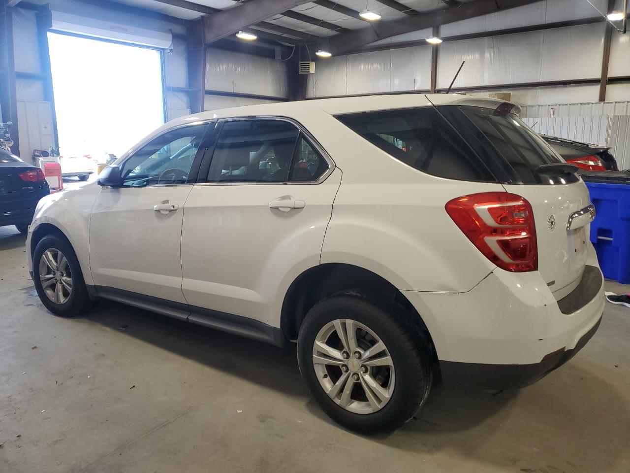 2016 Chevrolet Equinox - Image 2