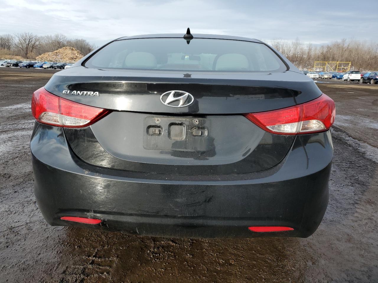 2013 Hyundai Elantra - Image 6