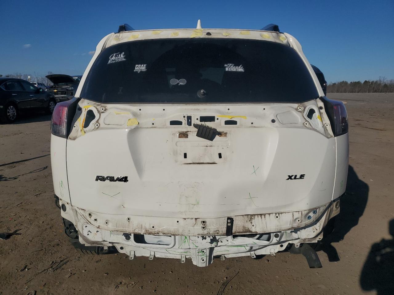 2017 Toyota RAV 4 - Image 6