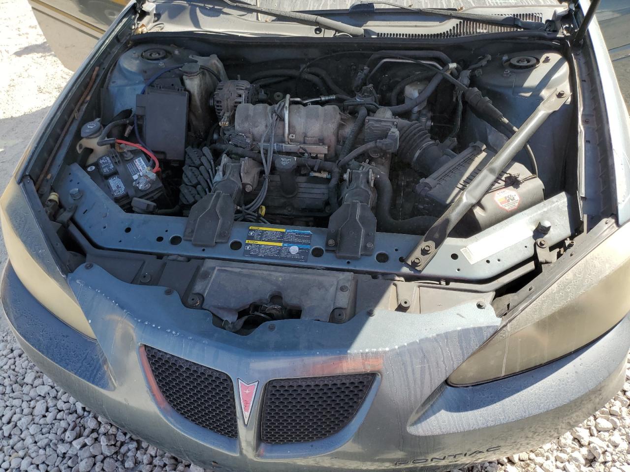 2006 Pontiac Grand Prix - Image 11