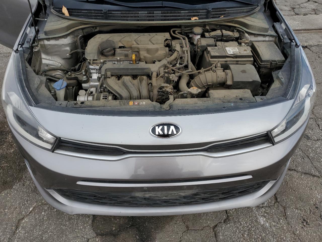 2021 Kia Rio - Image 12