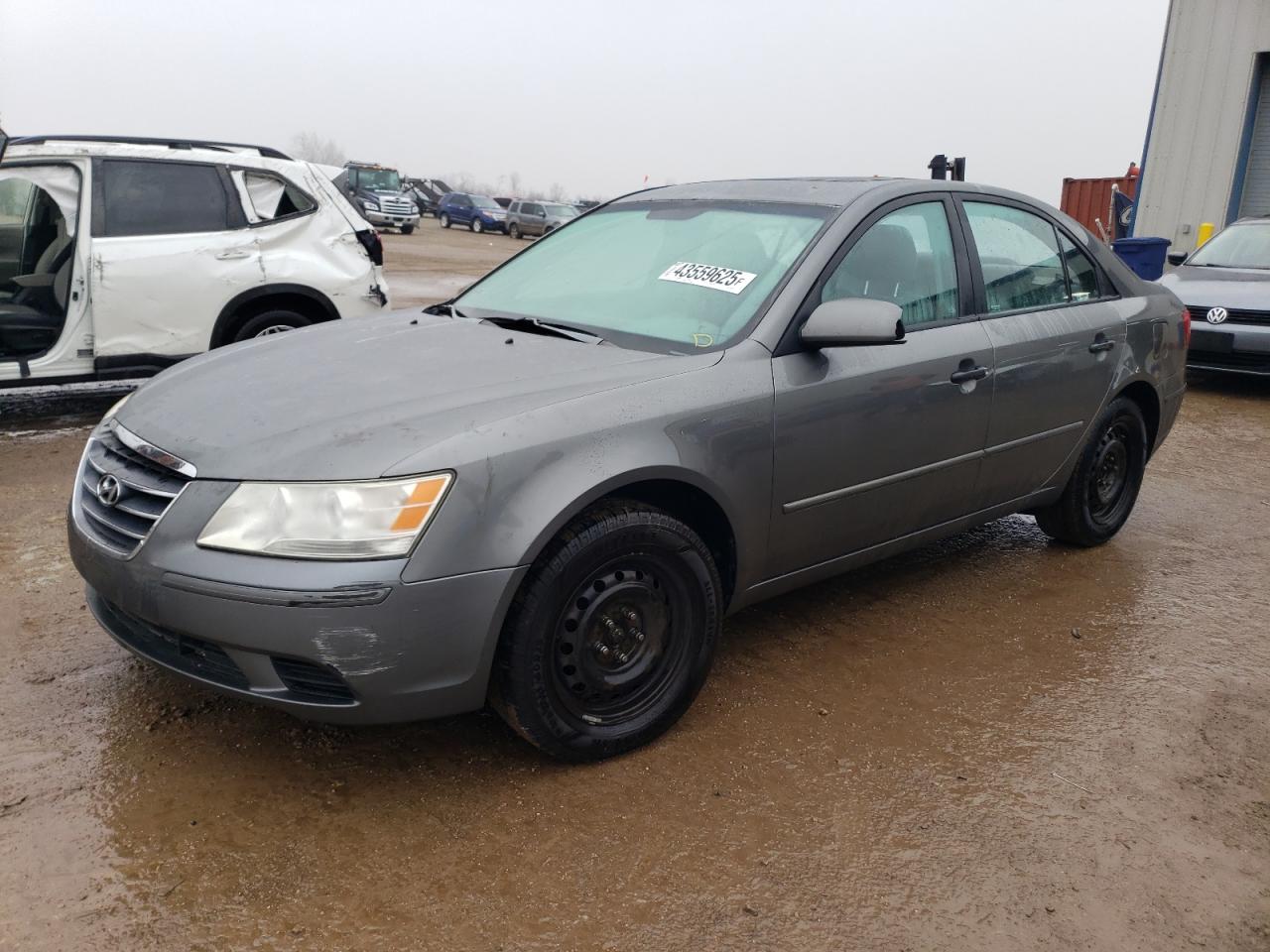 2010 Hyundai Sonata - Image 1