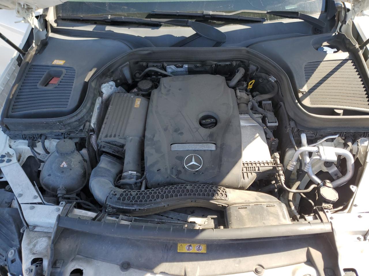 2016 Mercedes-Benz GLC - Image 13