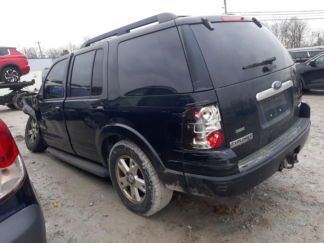 2008 Ford Explorer - Image 2