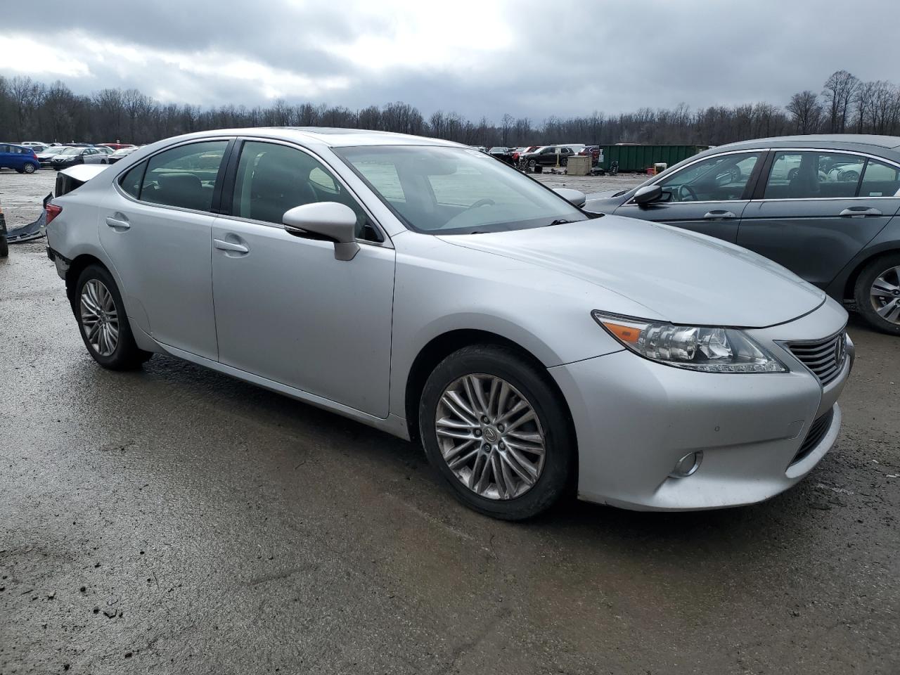 2013 Lexus ES - Image 4