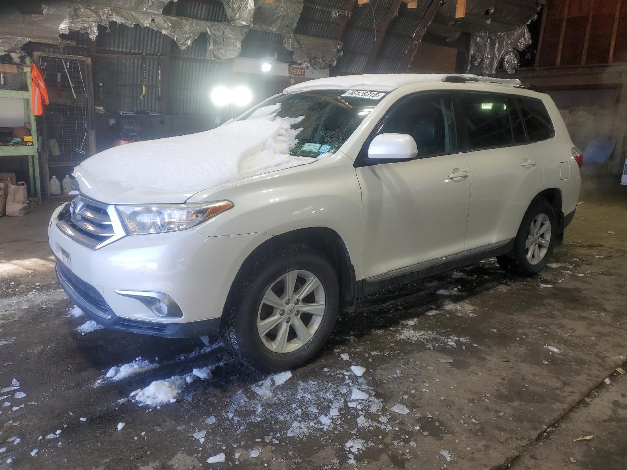 2013 Toyota Highlander - Image 1