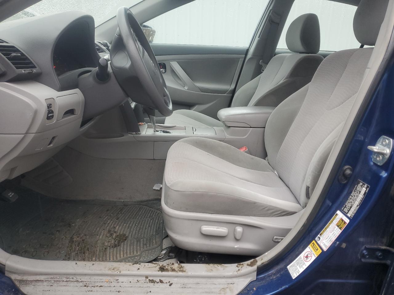 2010 Toyota Camry - Image 7