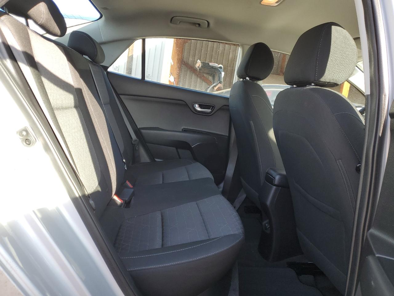 2018 Kia Rio - Image 10