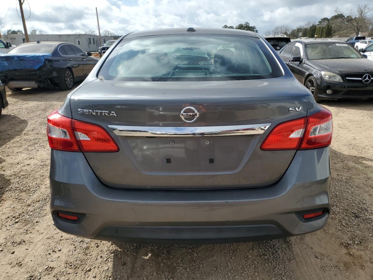 2016 Nissan Sentra - Image 6