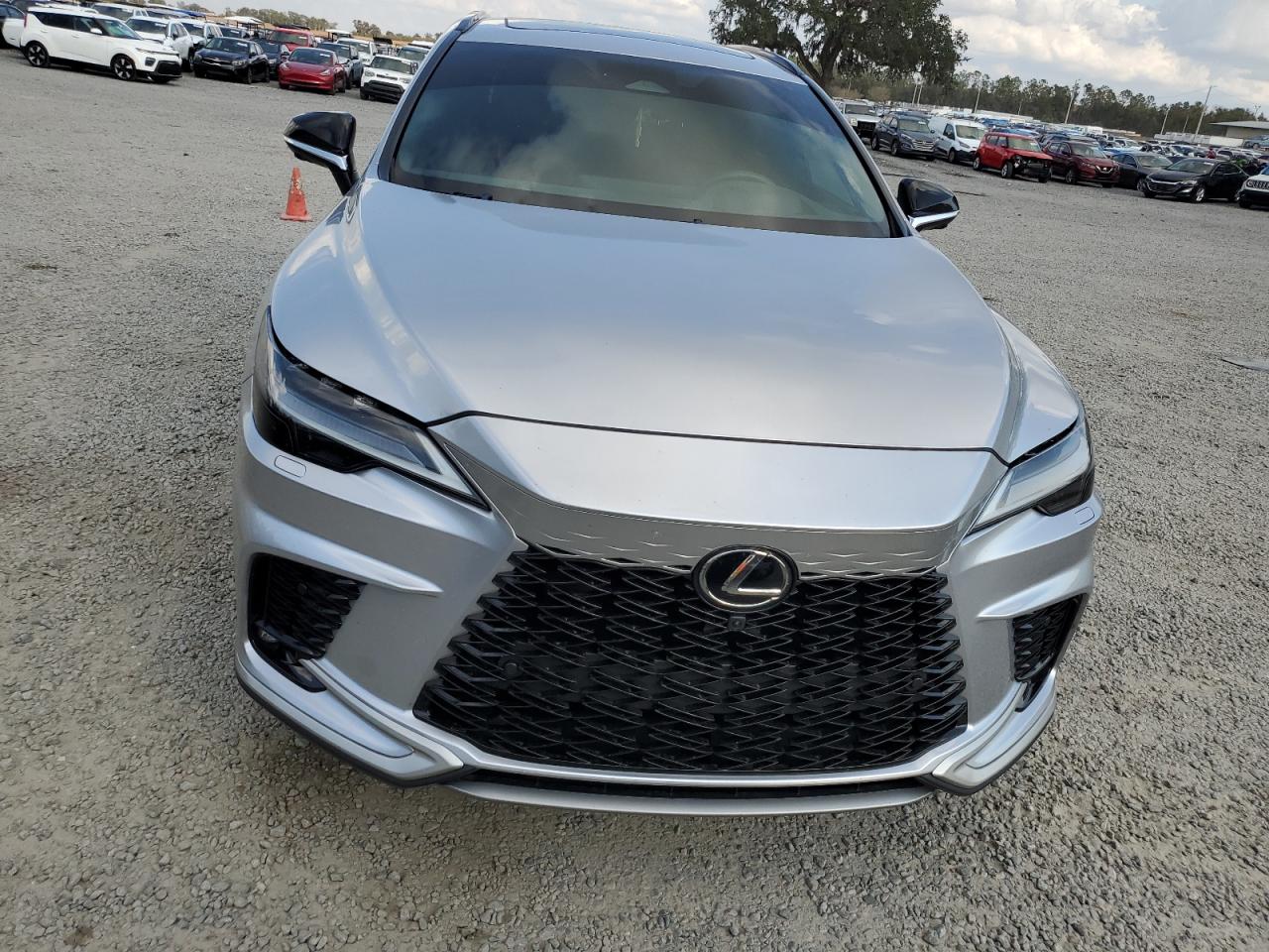2024 Lexus RX - Image 5