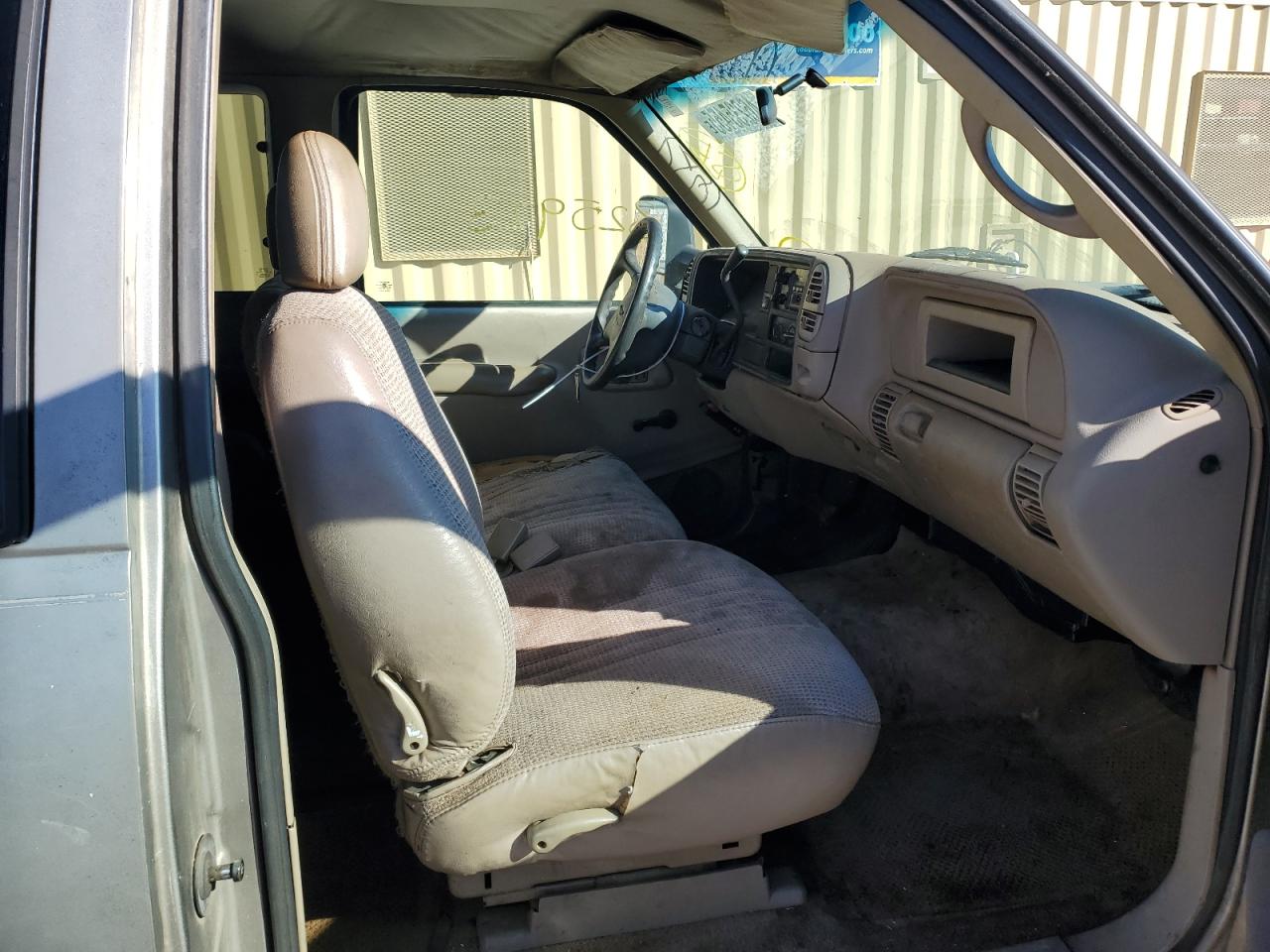 1998 Chevrolet GMT-400 - Image 8