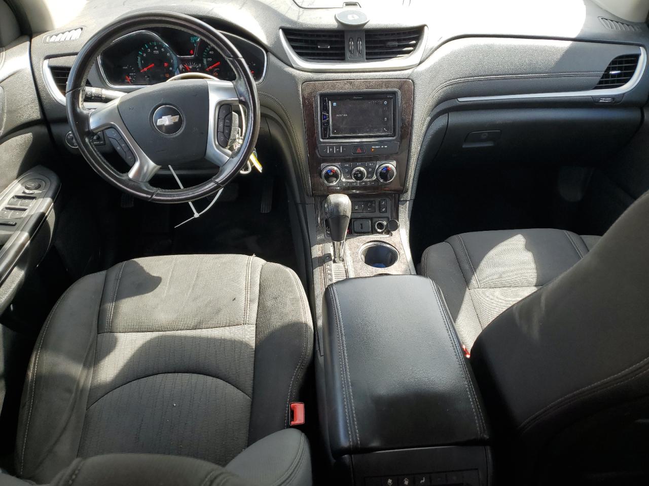 2015 Chevrolet Traverse - Image 8