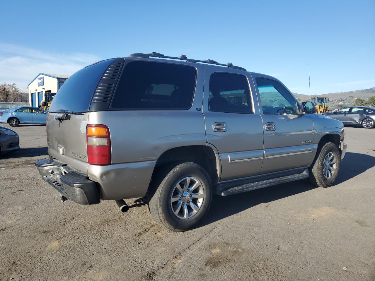 2001 Chevrolet Tahoe - Image 3