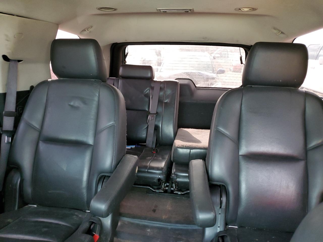 2012 GMC Yukon - Image 10
