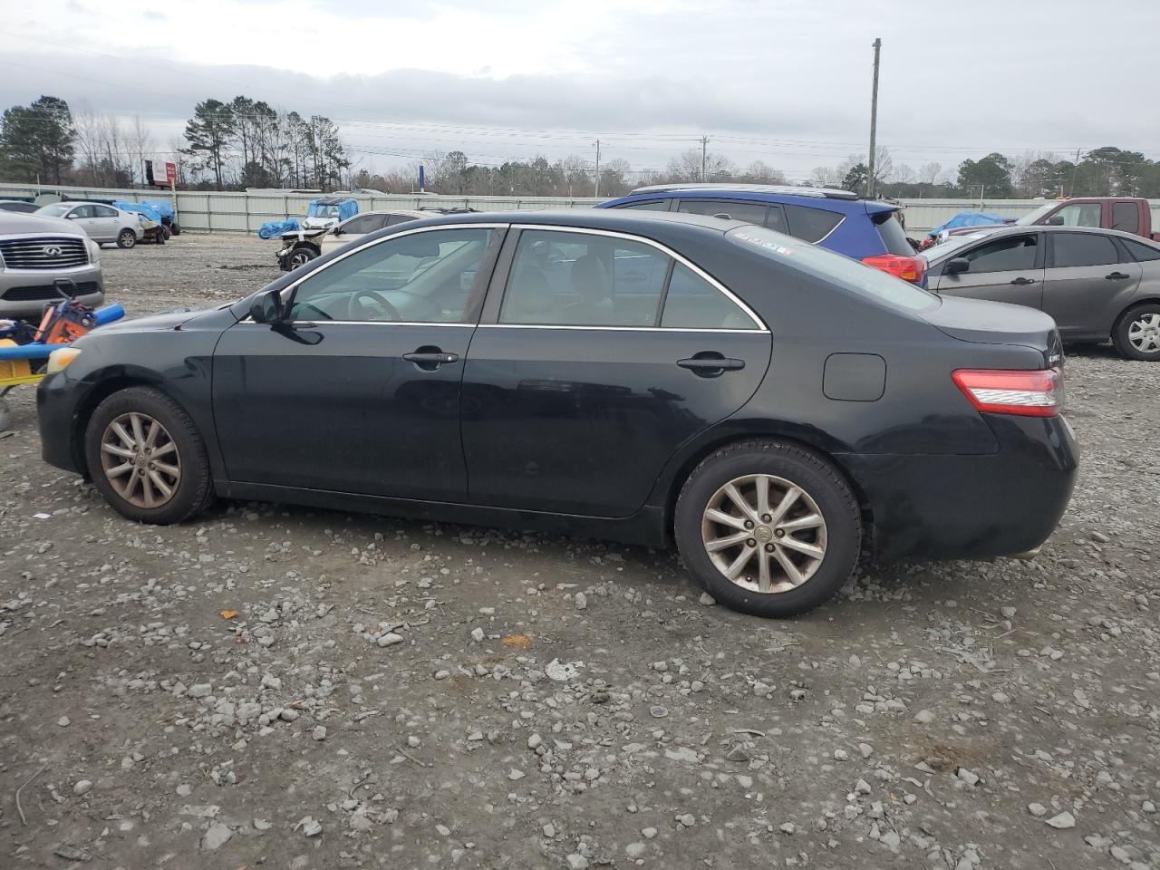 2011 Toyota Camry - Image 2