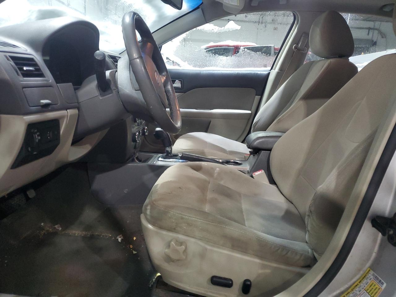 2010 Ford Fusion - Image 7