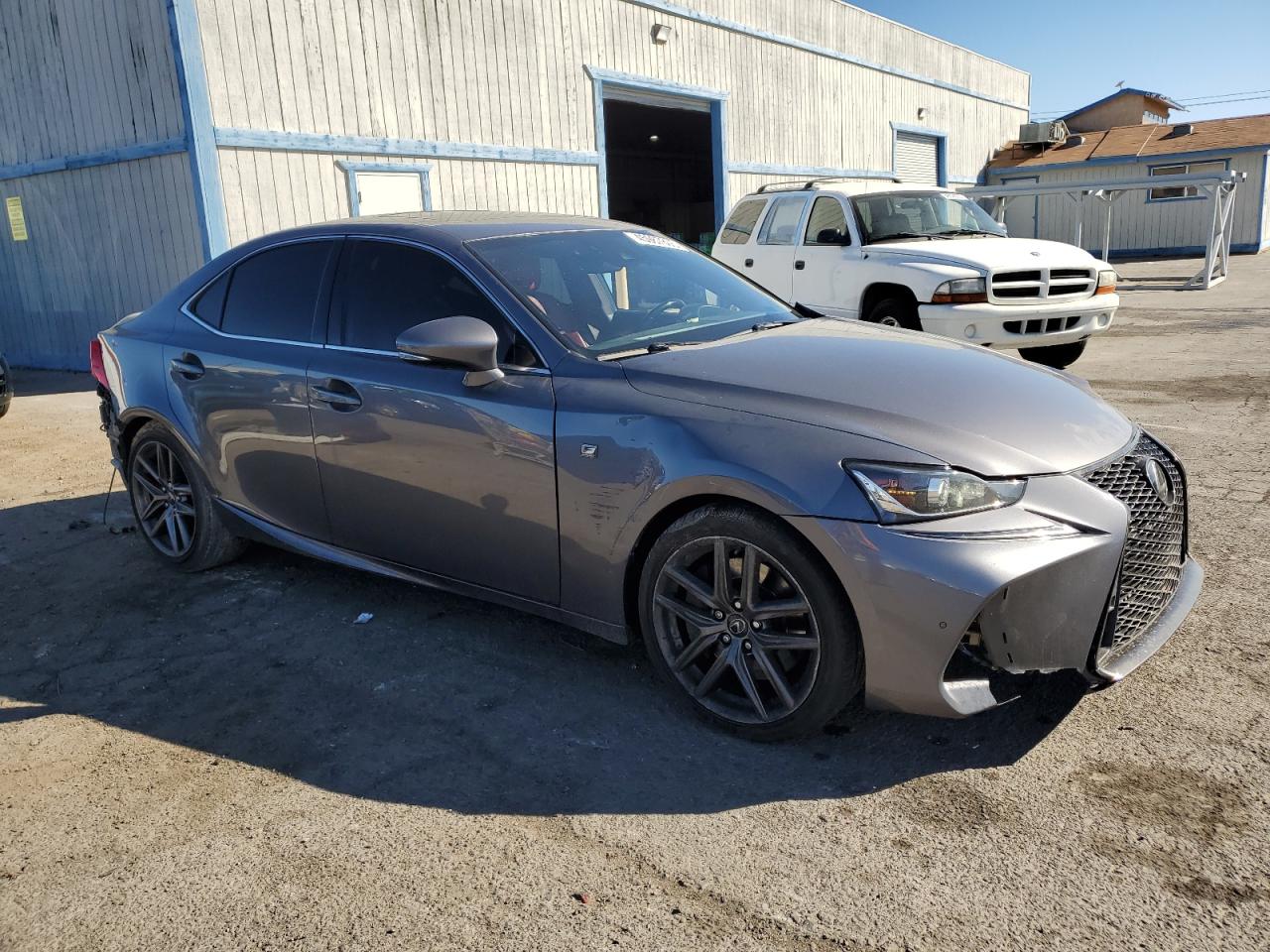 2018 Lexus IS - Image 4