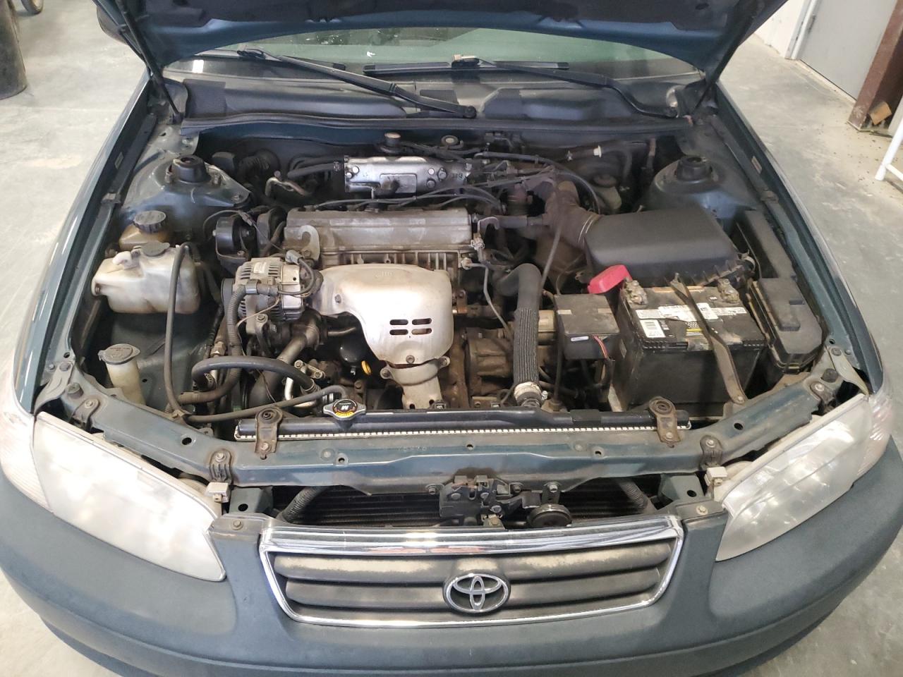 2000 Toyota Camry - Image 12
