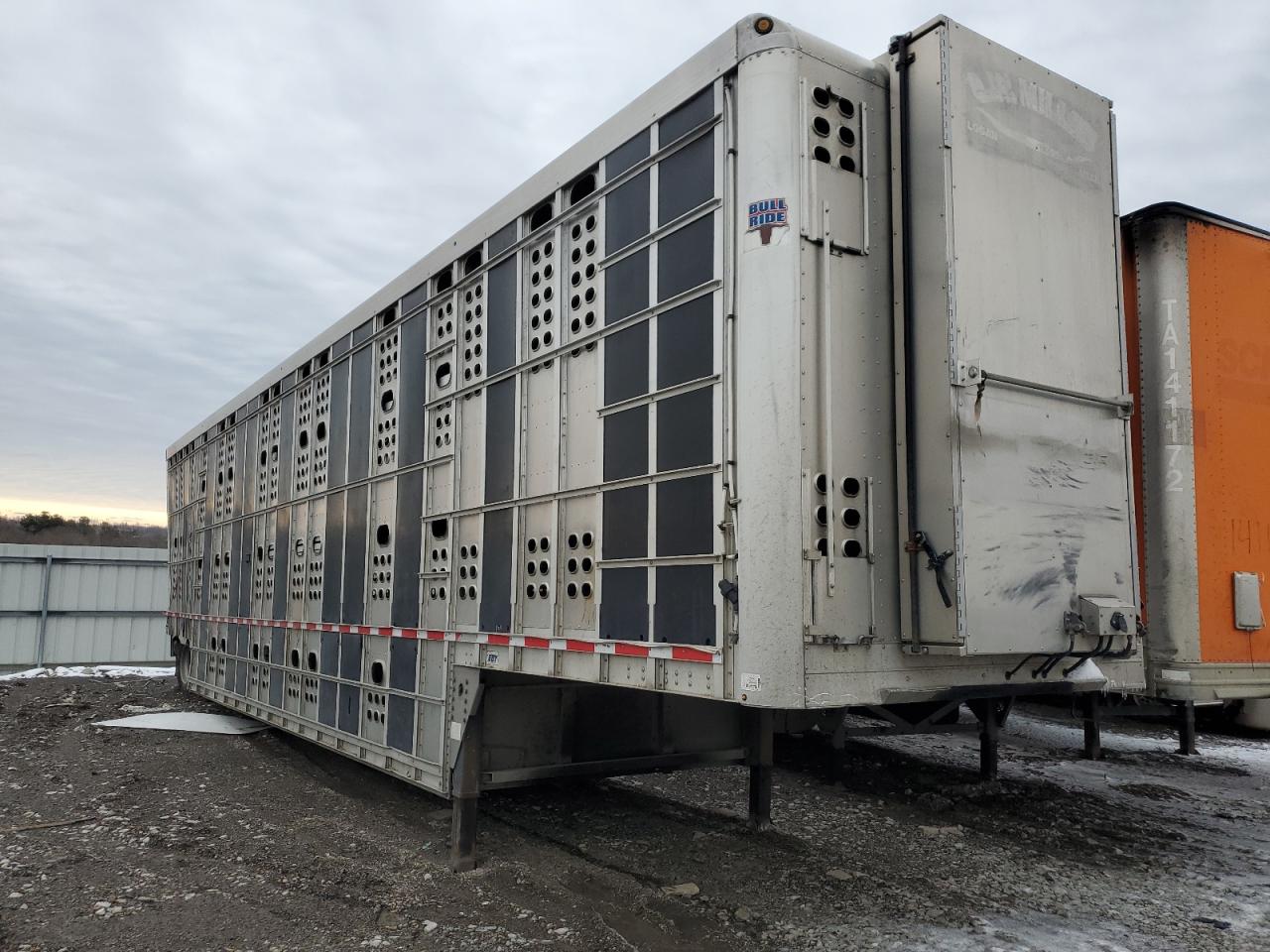2019 Eby Bull Ride Livestock Trailer for Sale in Earlington, KY - Rollover