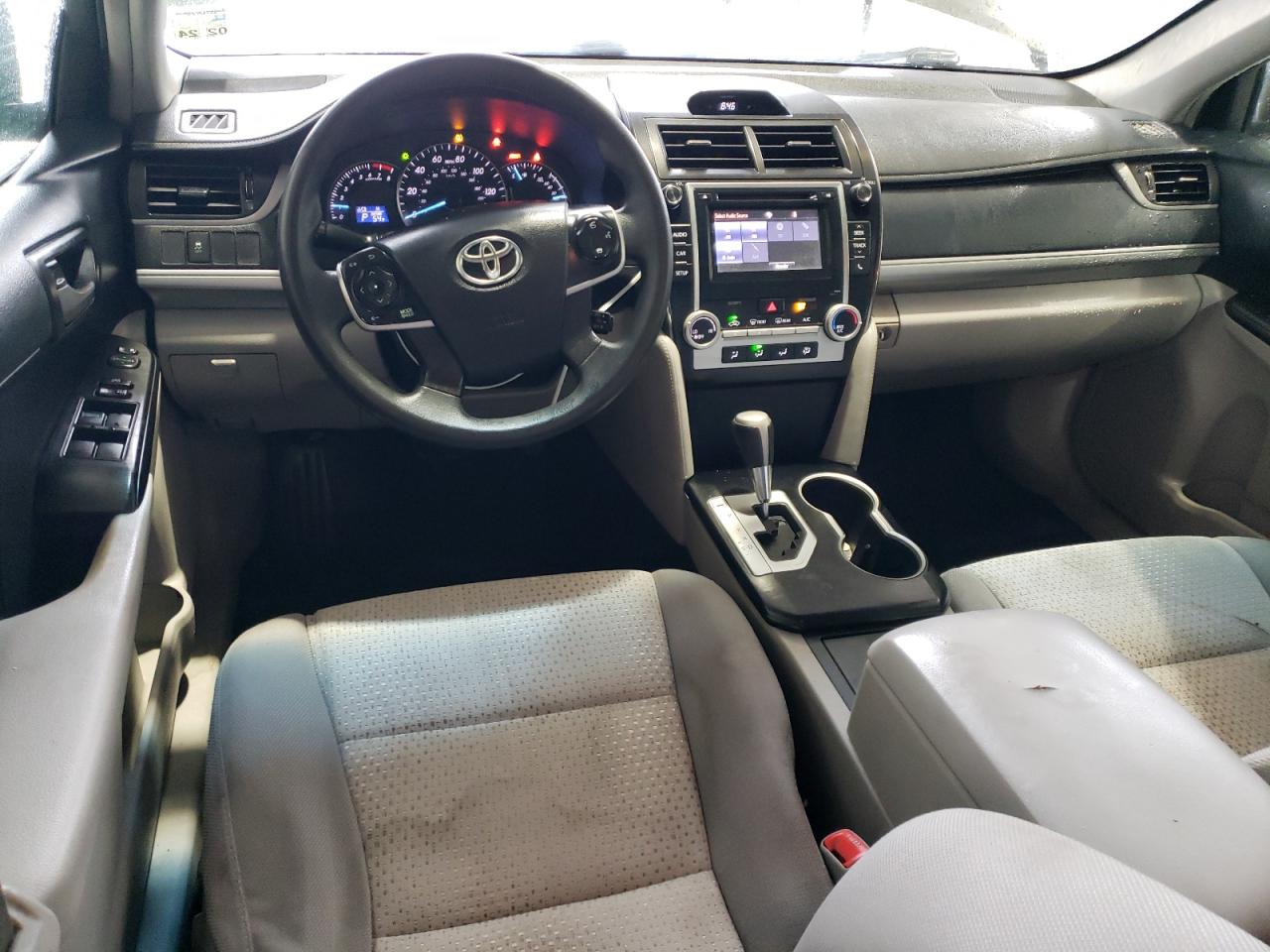 2014 Toyota Camry - Image 8