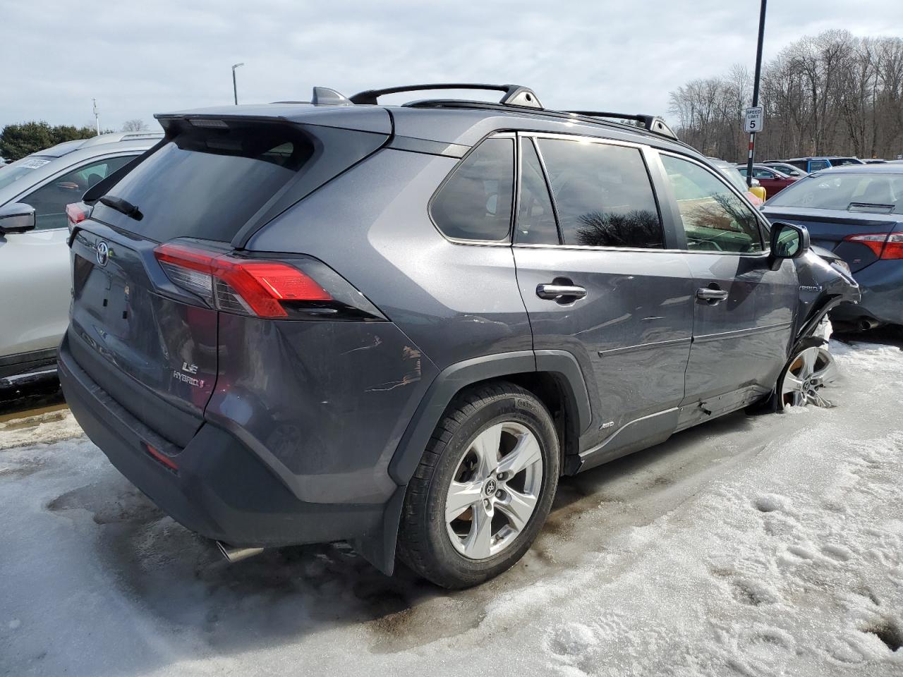 2019 Toyota RAV 4 - Image 3
