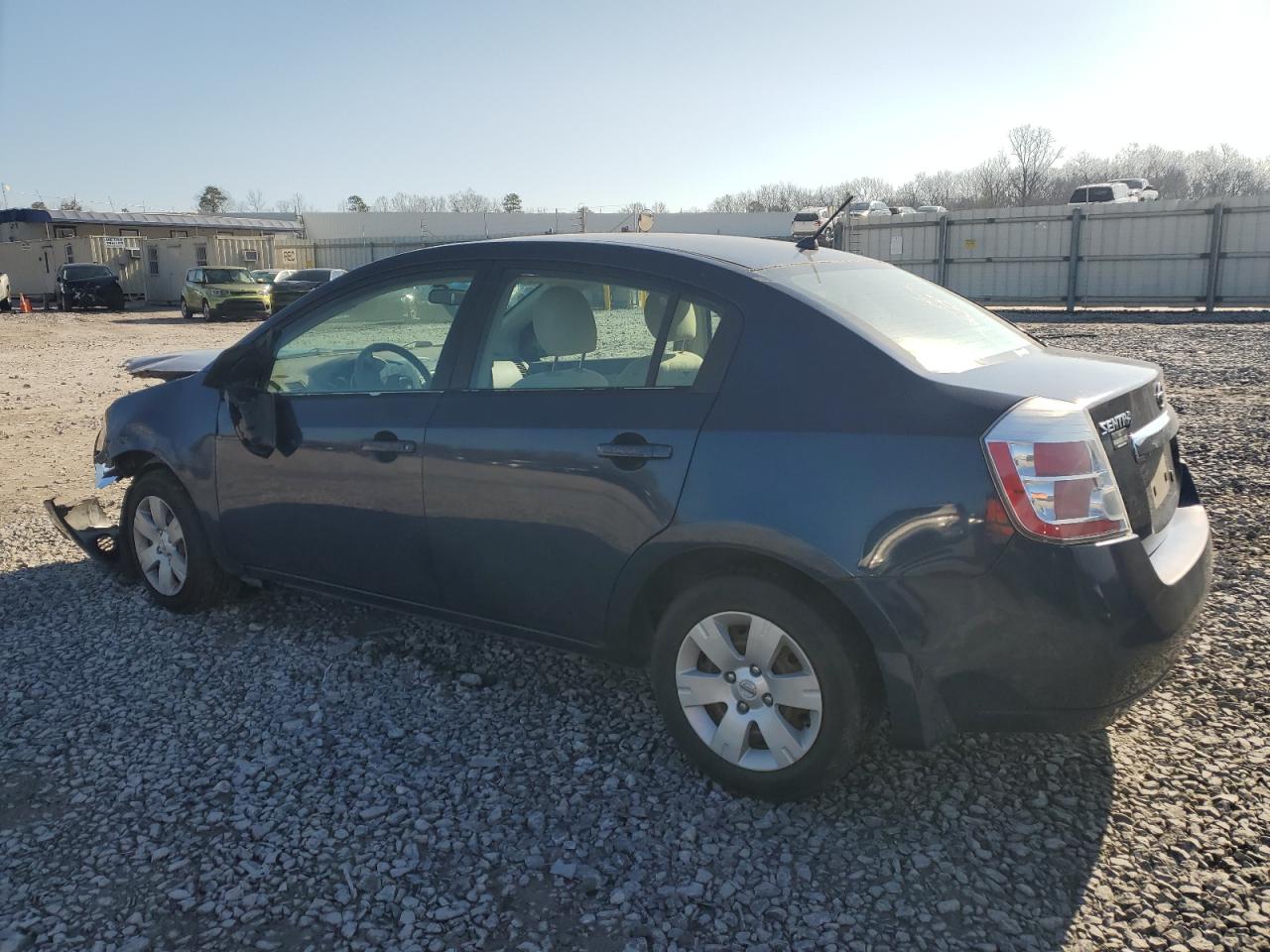 2010 Nissan Sentra - Image 2