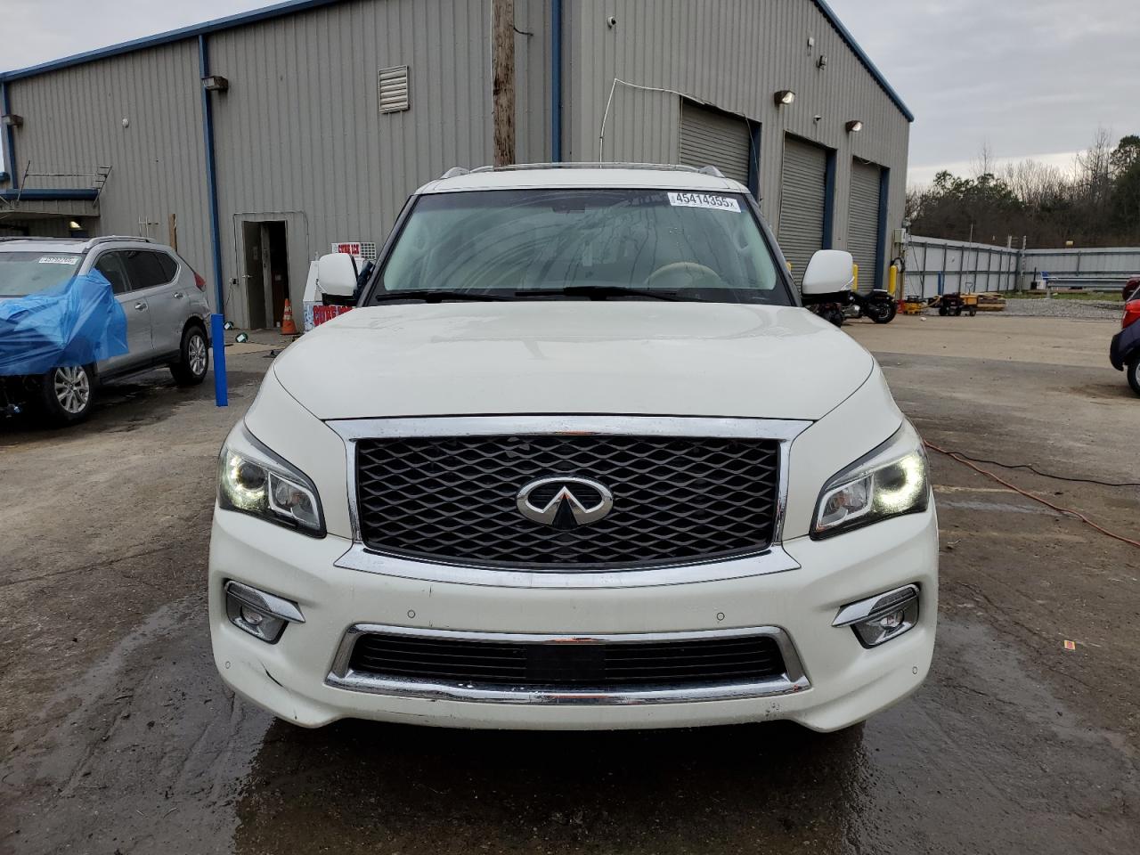 2016 Infiniti QX80 - Image 5