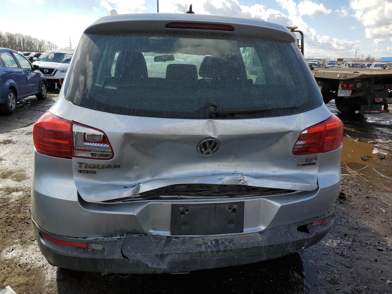 2017 Volkswagen Tiguan - Image 6