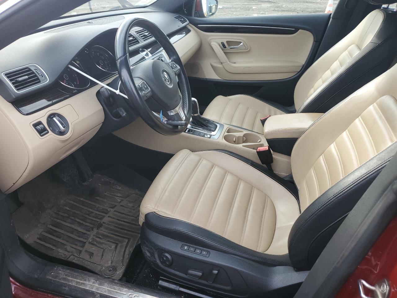 2014 Volkswagen Passat CC - Image 7