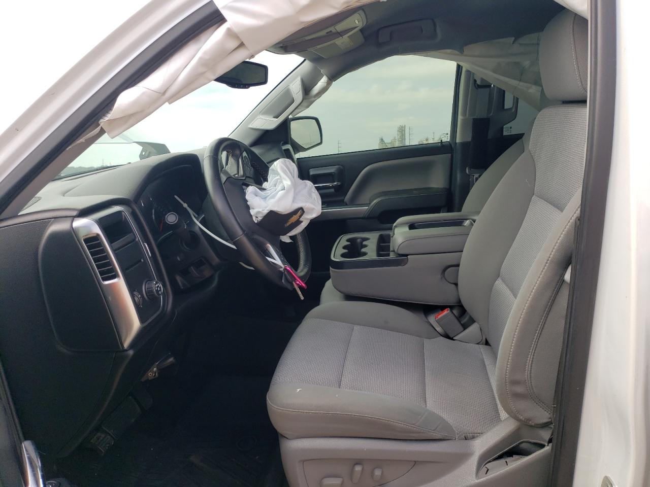 2016 Chevrolet Silverado - Image 7