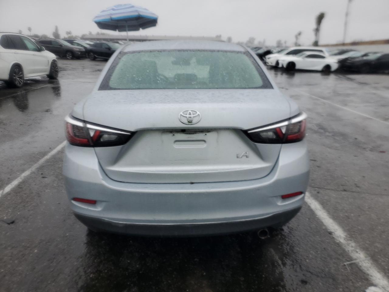 2018 Toyota Yaris - Image 6