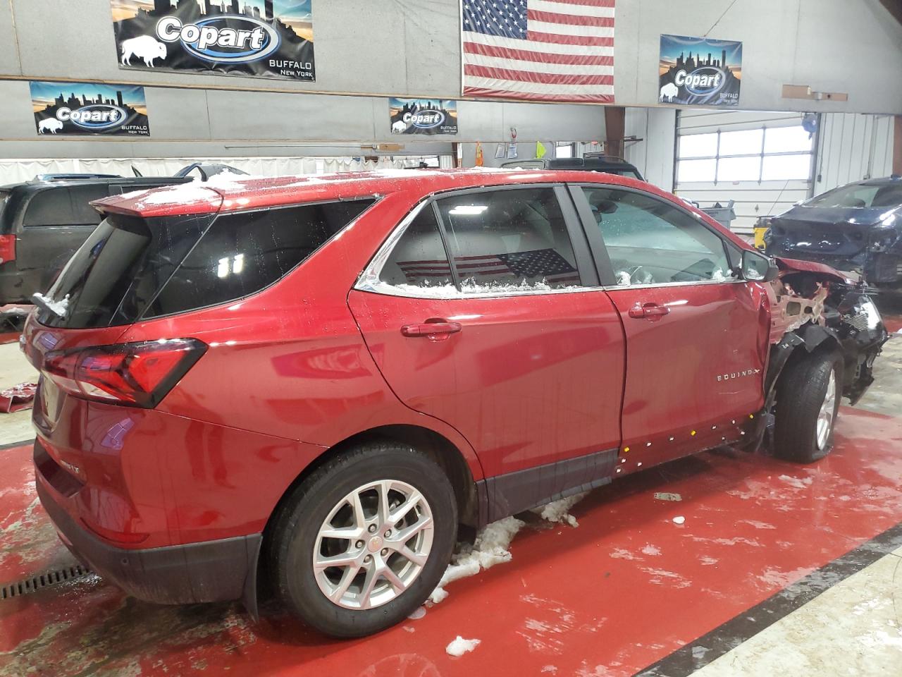 2023 Chevrolet Equinox - Image 3