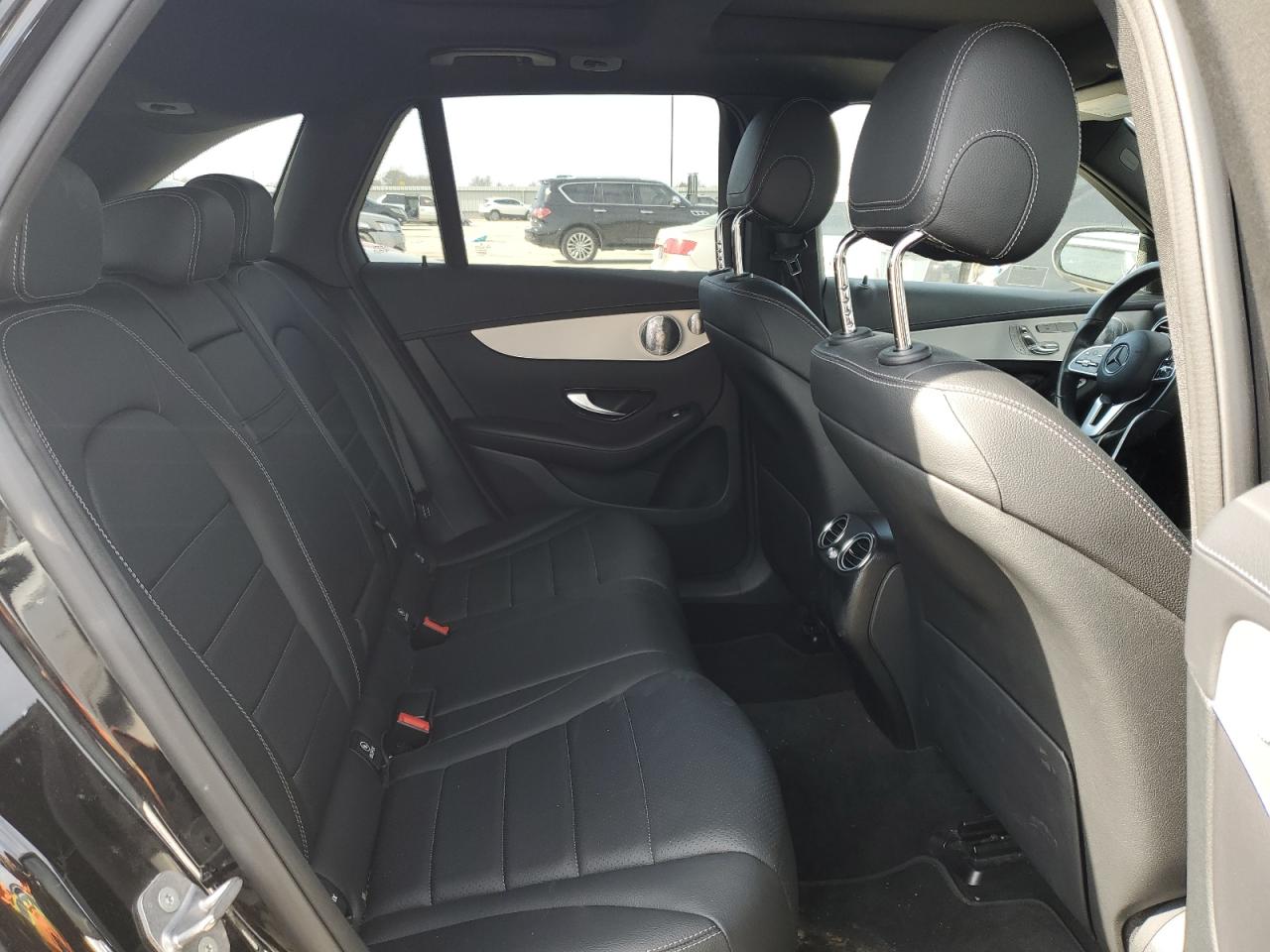 2020 Mercedes-Benz GLC - Image 11