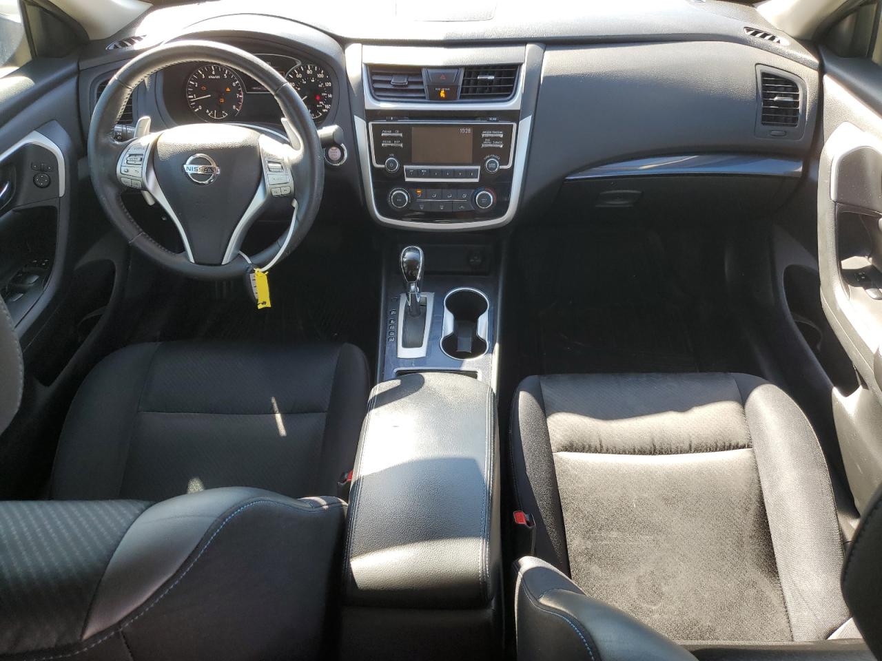 2018 Nissan Altima - Image 8