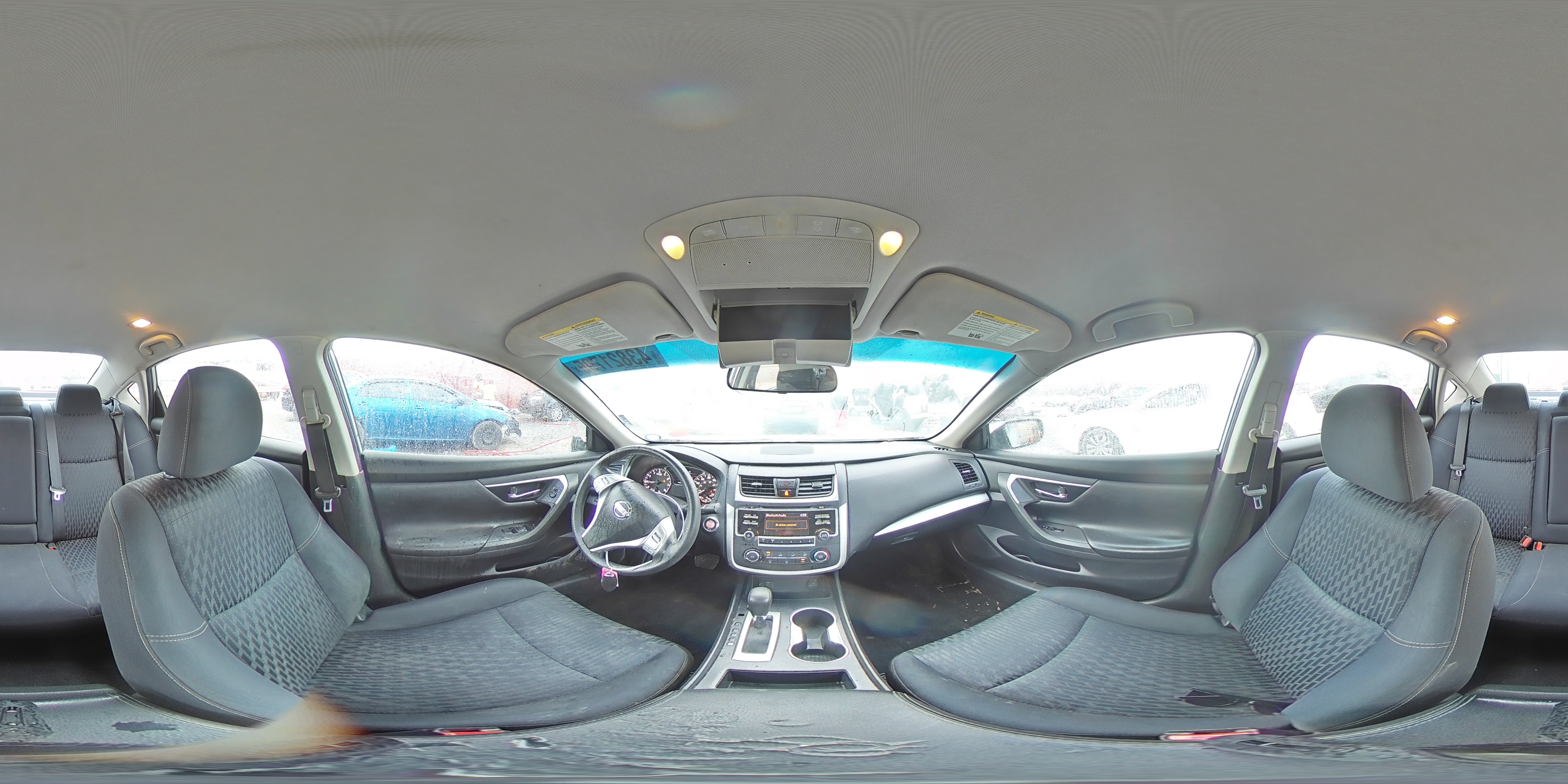 2018 Nissan Altima - Image 13